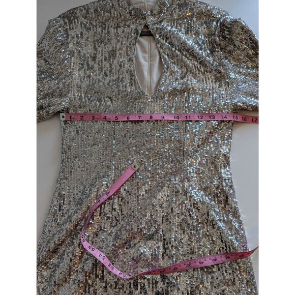 Ronny Kobo Lauper Dress Mini Sequin V Neck New Years Glam Sexy Silver Size S - Picture 15 of 16